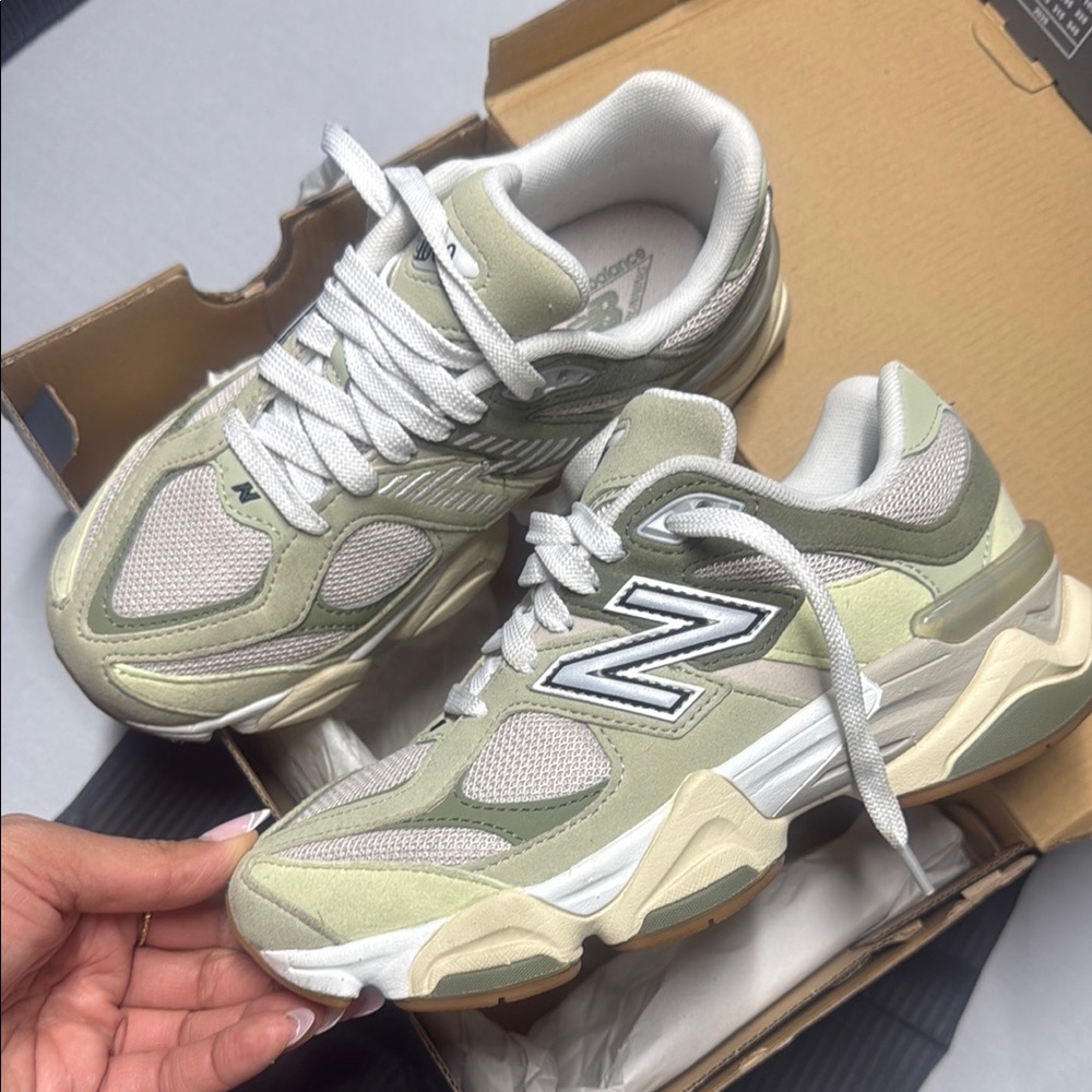 New Balance Green and White Sneakers